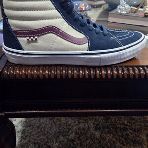 Vans bream with blue suade